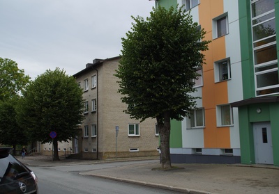 View of the new apartment of ETKVL employees on Komsomoli Street. rephoto
