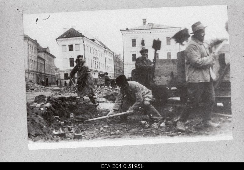 Reconstruction works in Tartu.