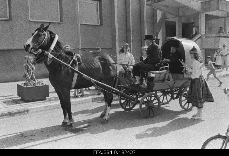 Folk party on Kohtla-Nõmmel.