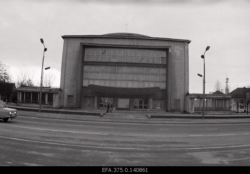 L. Koidula nim. Outdoor view of Pärnu Drama Theatre.