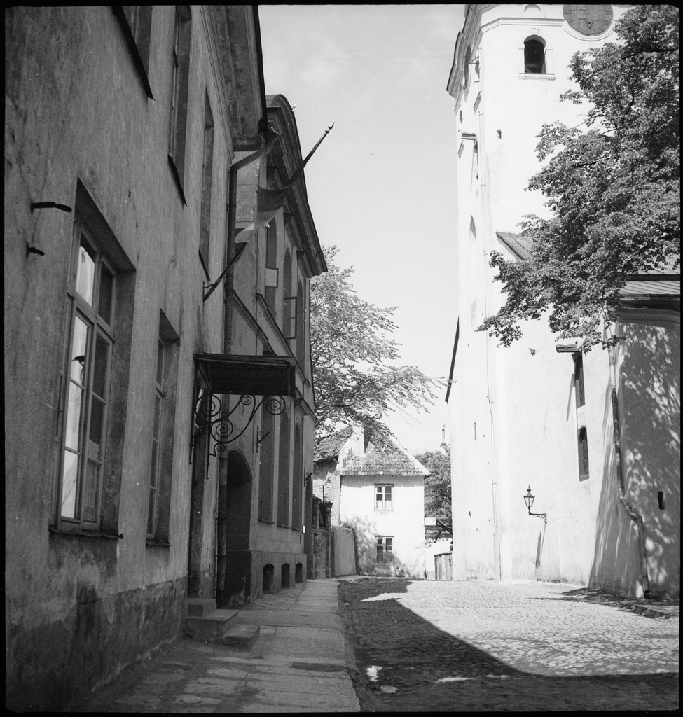 CH-NB - Estonia, Tallinn (Reval)- Strasse - Annemarie Schwarzenbach - SLA-Schwarzenbach-A-5-16-034 - Estonia, Tallinn (Reval): Strasse; Strasse mit Gebäuden