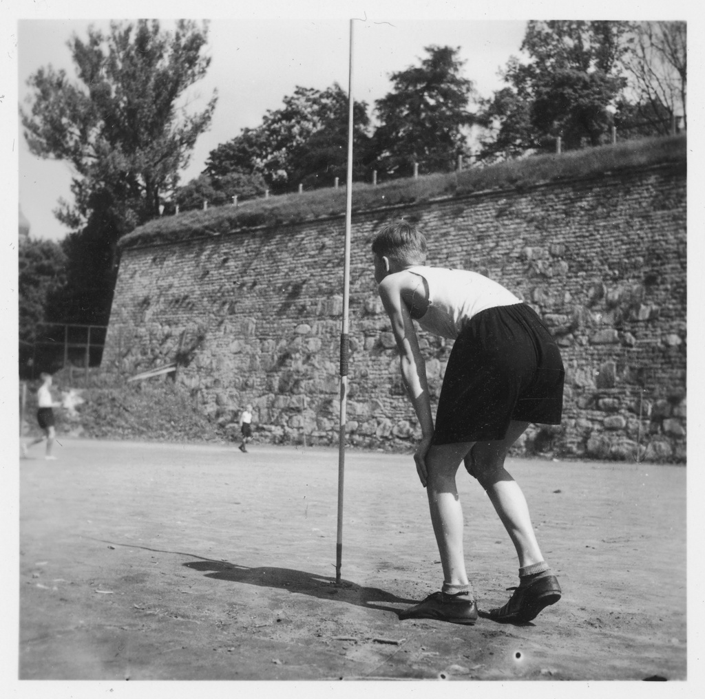 CH-NB - Estonia, Tallinn (Reval)- People - Annemarie Schwarzenbach - SLA-Schwarzenbach-A-5-16-069 - Estonia, Tallinn (Reval): People; Student in Sport