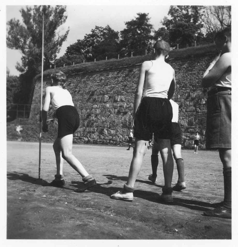 CH-NB - Estonia, Tallinn (Reval)- People - Annemarie Schwarzenbach - SLA-Schwarzenbach-A-5-16-066 - Estonia, Tallinn (Reval): People; Student in Sport
