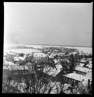 Negative.  Haapsalu Old Town, view from the castle tower towards holms. November 1973.a.
Photo: T.Coffee.  duplicate photo