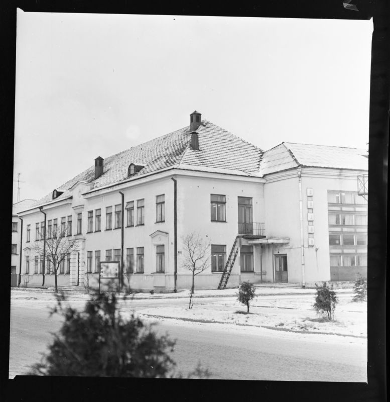 Negative. Textile factory "Sulev" Haapsalu at the crossing point of Nurme and Turu Street. November 1973.a.
Photo: T.Coffee.