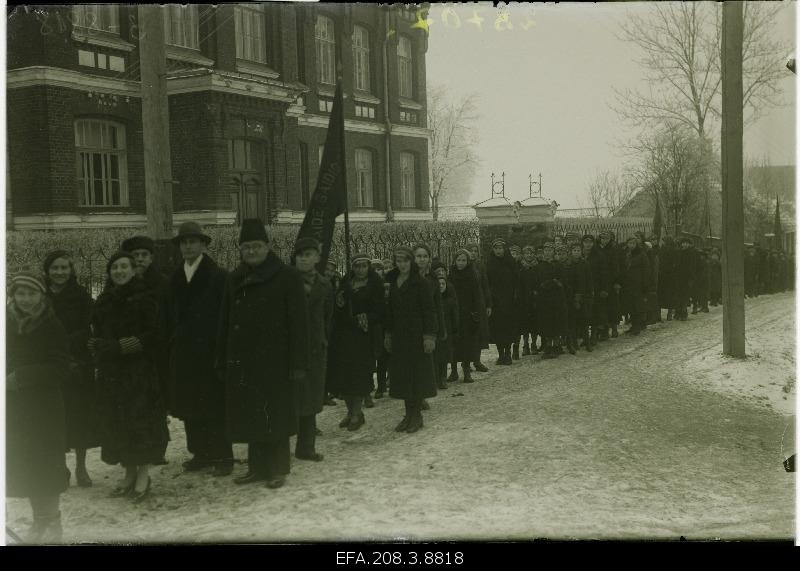 Paide gaids celebrate Mothers' Day.