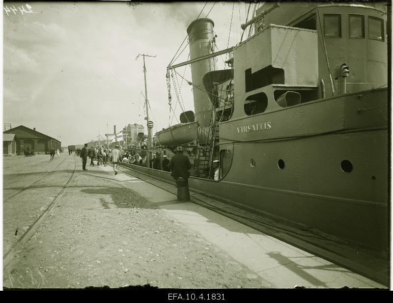 Latvian ship at the port of Virsaitis.