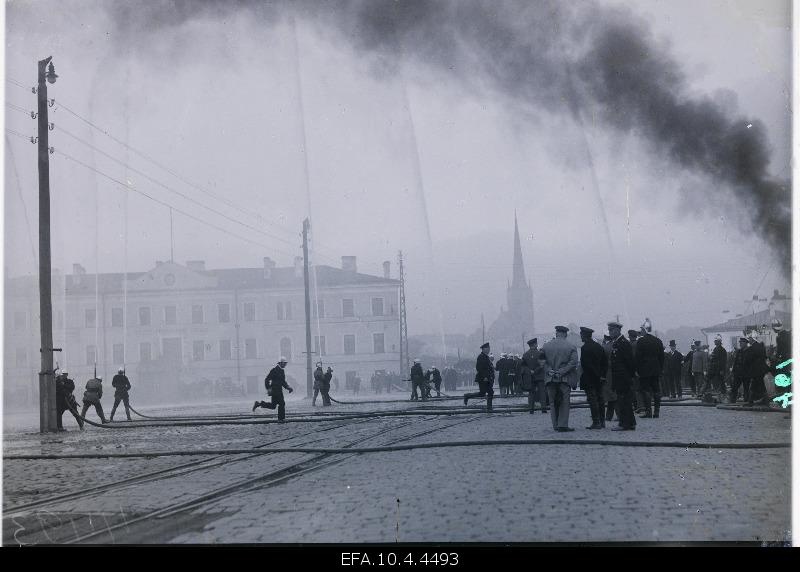 Firefighters in the exercises.