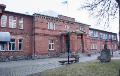 Eesti Haridusseltsi koolihoone, vaade sissekäigule rephoto