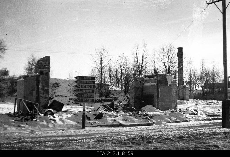 EK(b)P the ruins of the house of Võrumaa Committee in Antsla.