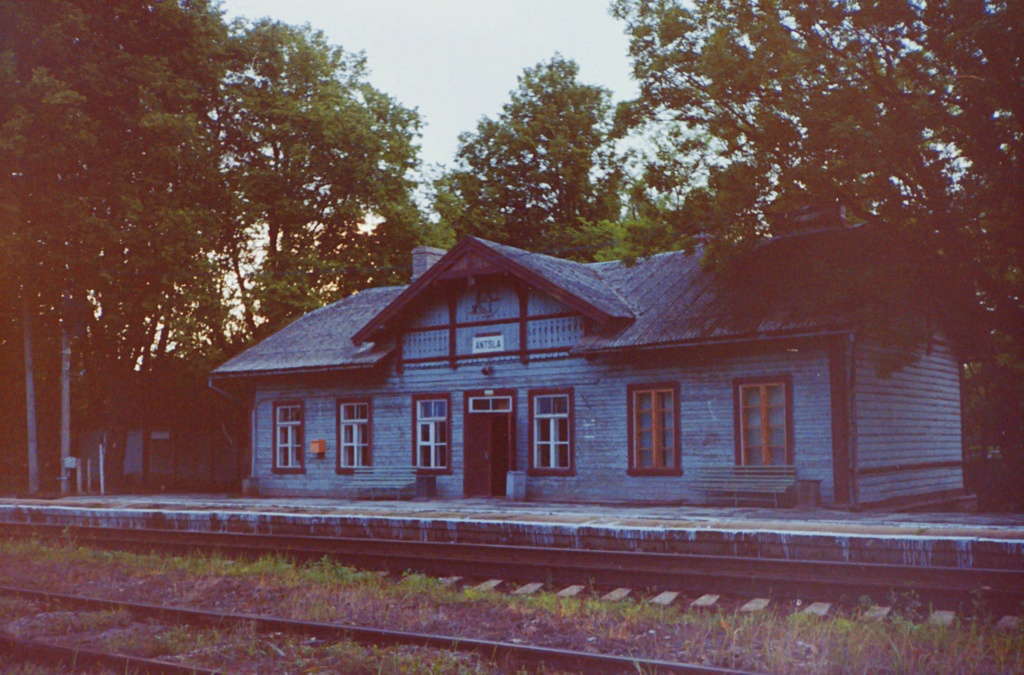 Antsla station building-1996 - Antsla railway station