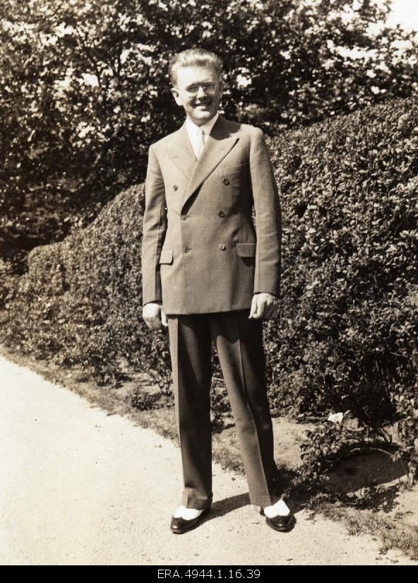 Ernst Jaakson Sea Brightis.