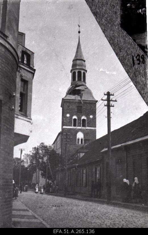 During the War of Independence, the broken church in Volmaris.