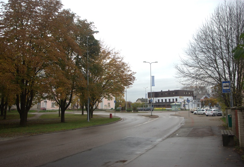 Keila keskväljak. Vaade Haapsalu maanteelt kultuurimajale ja kinole rephoto
