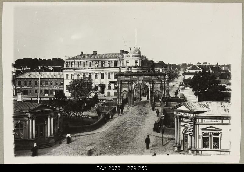 View of Tartu Kivisilla and Raatuse Street