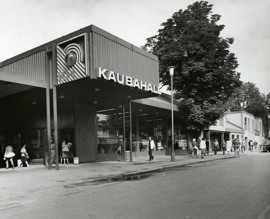Tallinn merchandise hall, view of the building. Architect Eva Hirvesoo, engineer Tiit Masso