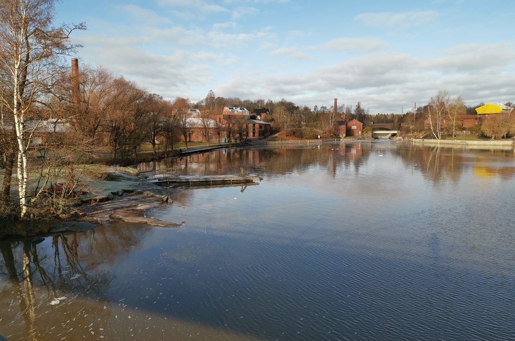 Näkymä Pornaistenniemestä Vanhankaupunginkosken suuntaan rephoto