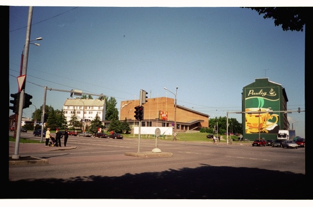 View from the Grand-American Street to the Pärnu Road in Tallinn