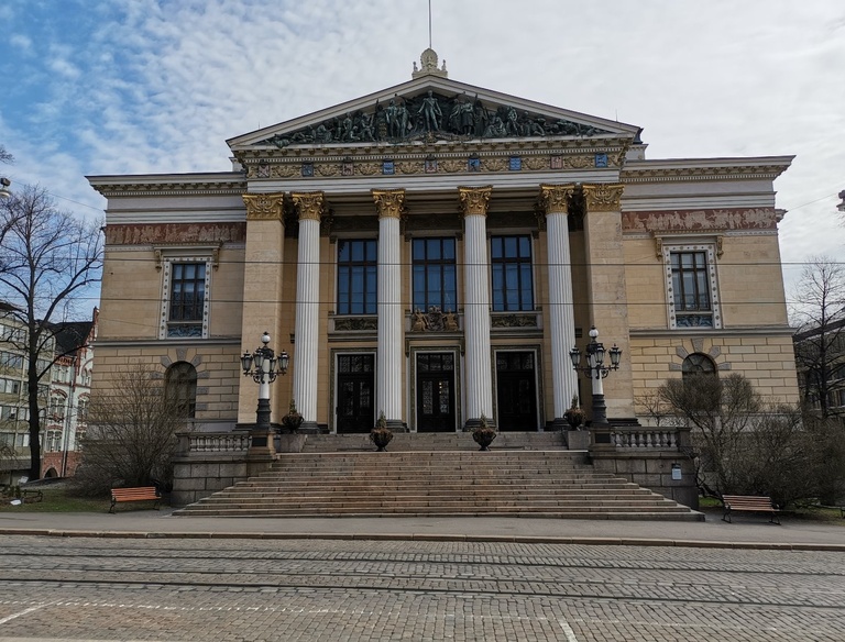 Säätytalo, Nikolainkatu (= Snellmaninkatu) 9 - 11. rephoto