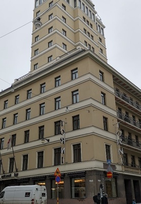 Kalevankatu 7, 5. Hotelli Torni (käyntiosoite Yrjönkatu 26). rephoto