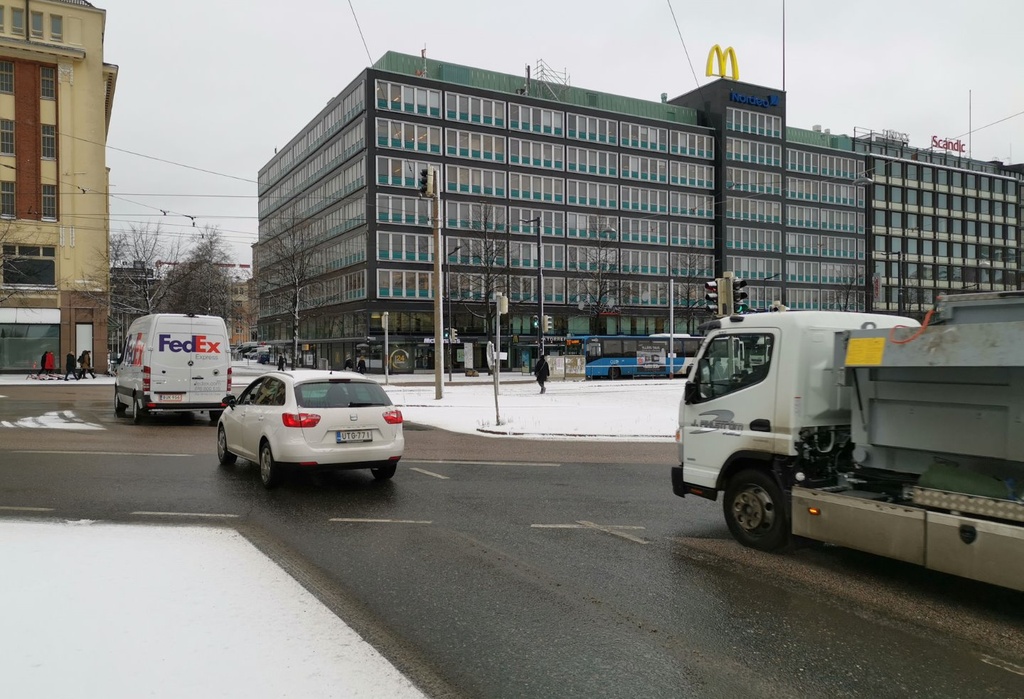 Siltasaarenkatu 12 - Paasivuorenkatu 1. rephoto