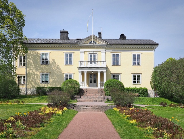 Herttoniemen Manor rephoto