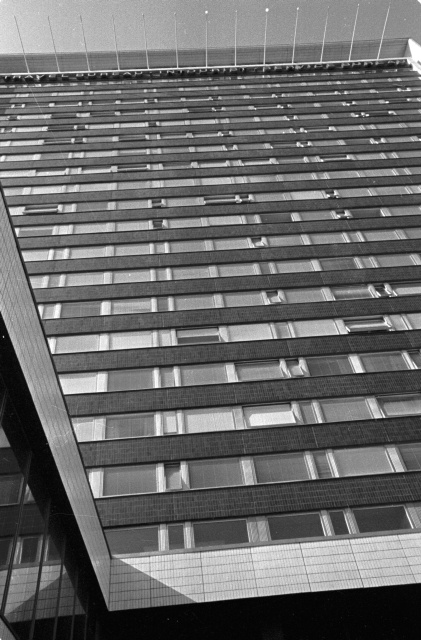 Tallinn. "viru" hotel.