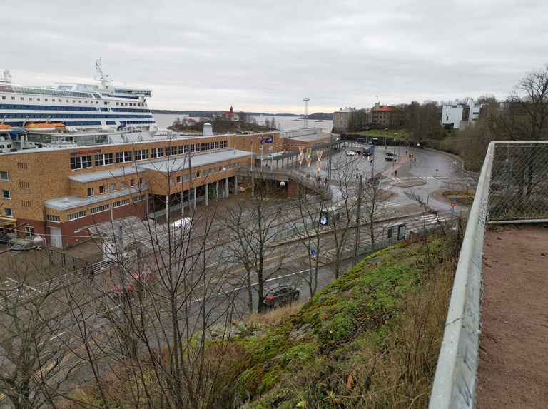 Lastenpäivä 11.5.1909 juhlakulkue Eteläsatamassa Saunakadulla  (=Laivasillankatu) rephoto