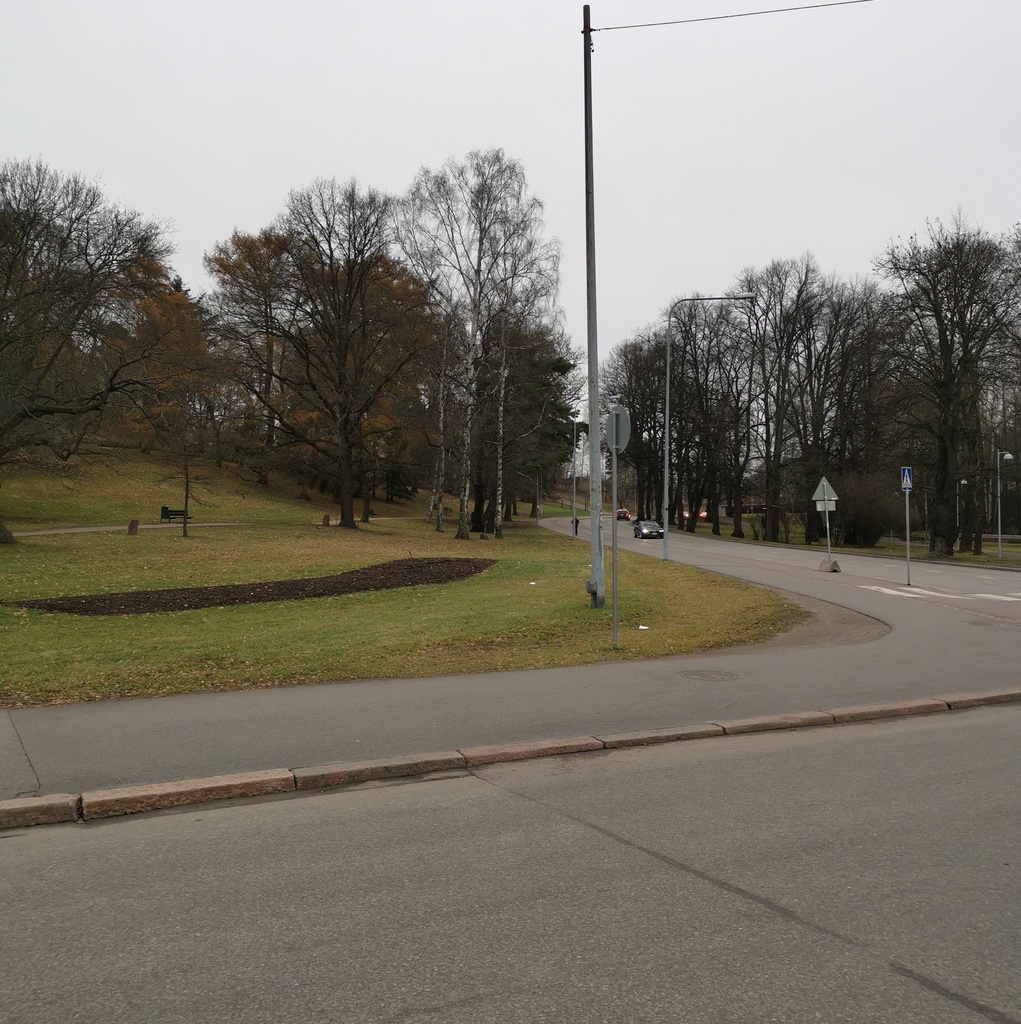 Kioski Eläintarhan puistoalueella (Töölönlahden pohjoispuolella). rephoto