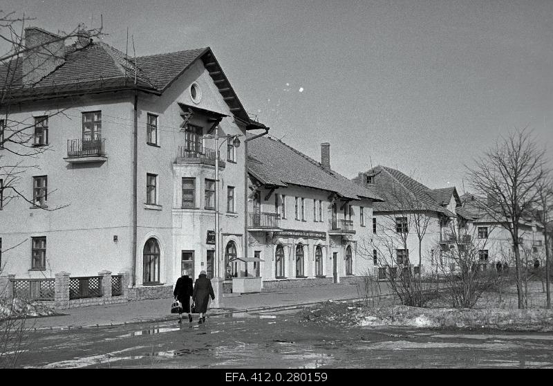 Kohtla-Järve, Jõhvi, Narva.