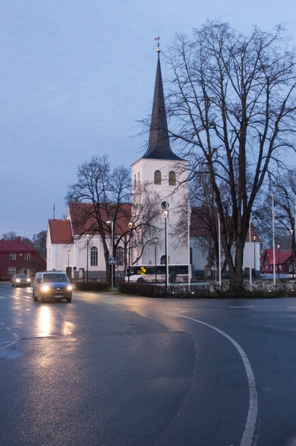 Paide "Püha Risti" kirik rephoto