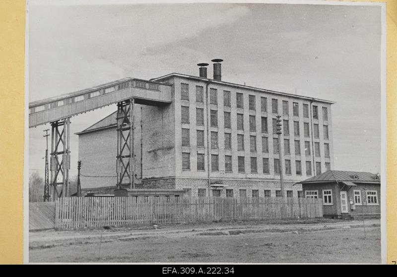 The building of the briquette factory of the combinate of Tootsi Turbabriquet.