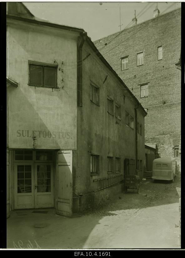 Closed industry building in Tallinn.