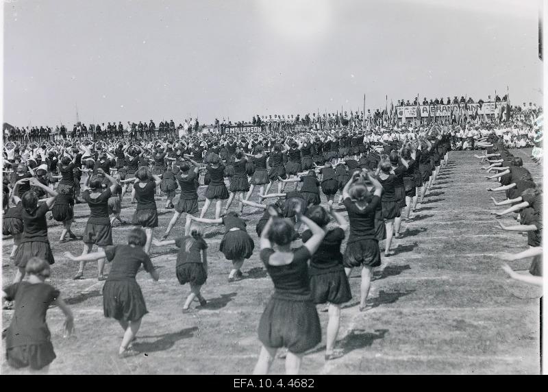 Performance of the winners on the sports day.
