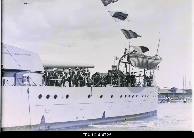 Arrival of the Swedish King Gustav V to the port of Tallinn.