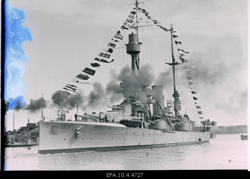 Arrival of the Swedish King Gustav V to the port of Tallinn.