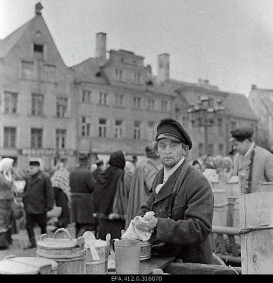 Filming "Mäeküla milkman" at Raekoja Square. Jüri Järvet - Mountain Village milkman Tõnu Prillupina  similar photo