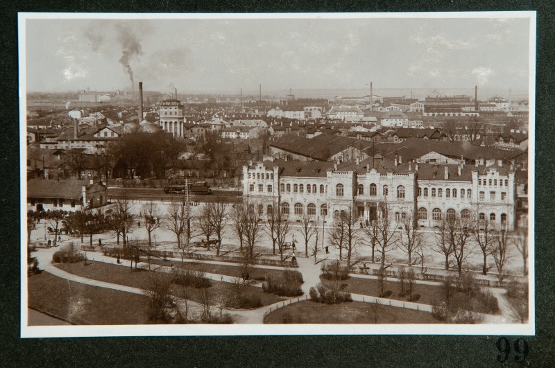 General view by Toompea over the Baltic Station building to the northeast.