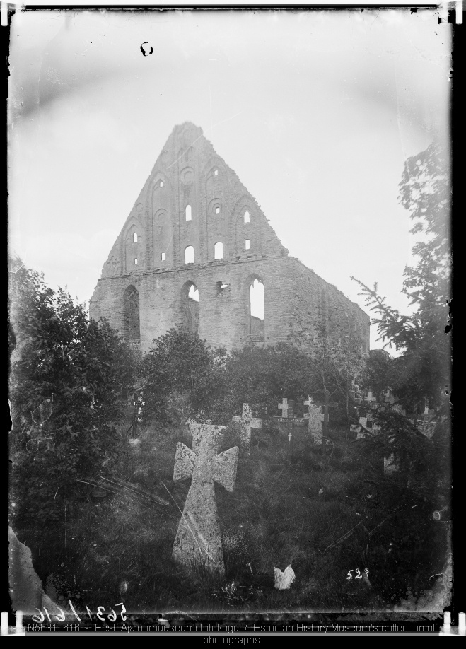 Pirita kloostri varemed