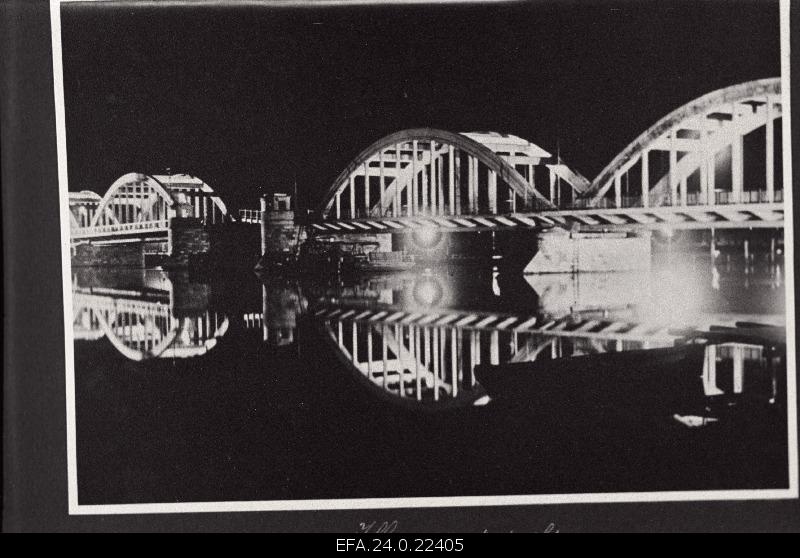 Illuminated Pärnu Suursild.