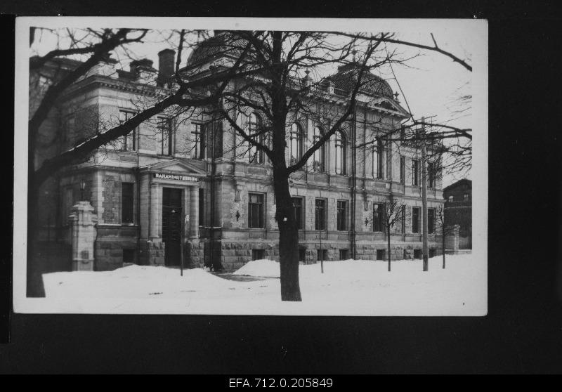 Estonian Ministry of Finance on the puiesteel.