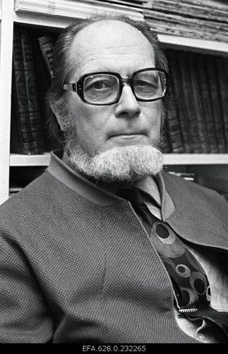 Writer Jaan Kross.  similar photo