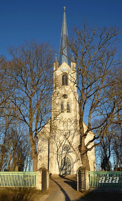 View of the church of Järva-Jaani. rephoto