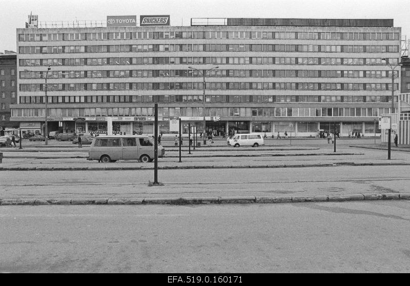 Tallinn Service House.