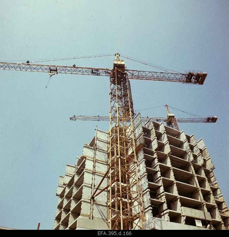 Construction work of the hotel Olympia.