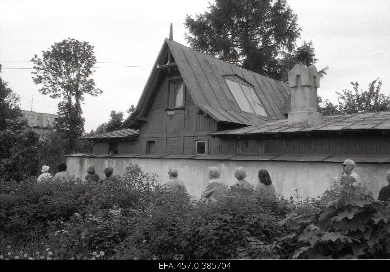 View of the sculptor Amandus Adamson's house.