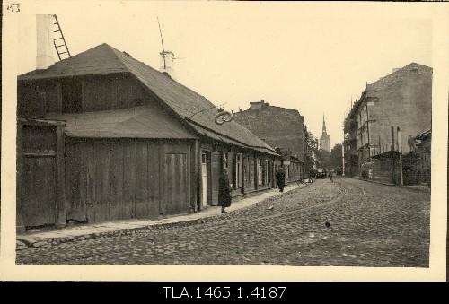 Dismantling the house of a. Ströhm (in the corner of the Great Roosikrants and Väike Pärnu mnt)