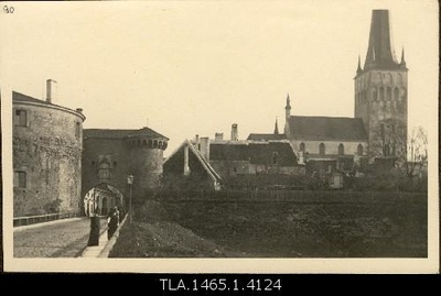 The Big Beach Gate with the Oleviste Church.  duplicate photo