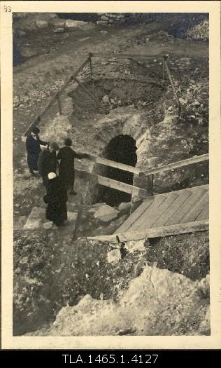 The Great Rannavärava Mountain opened in 1934 to the bastion. Later closed.