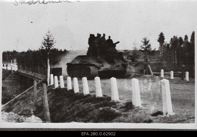 Soviet army tanks during World War II in Saaremaa.